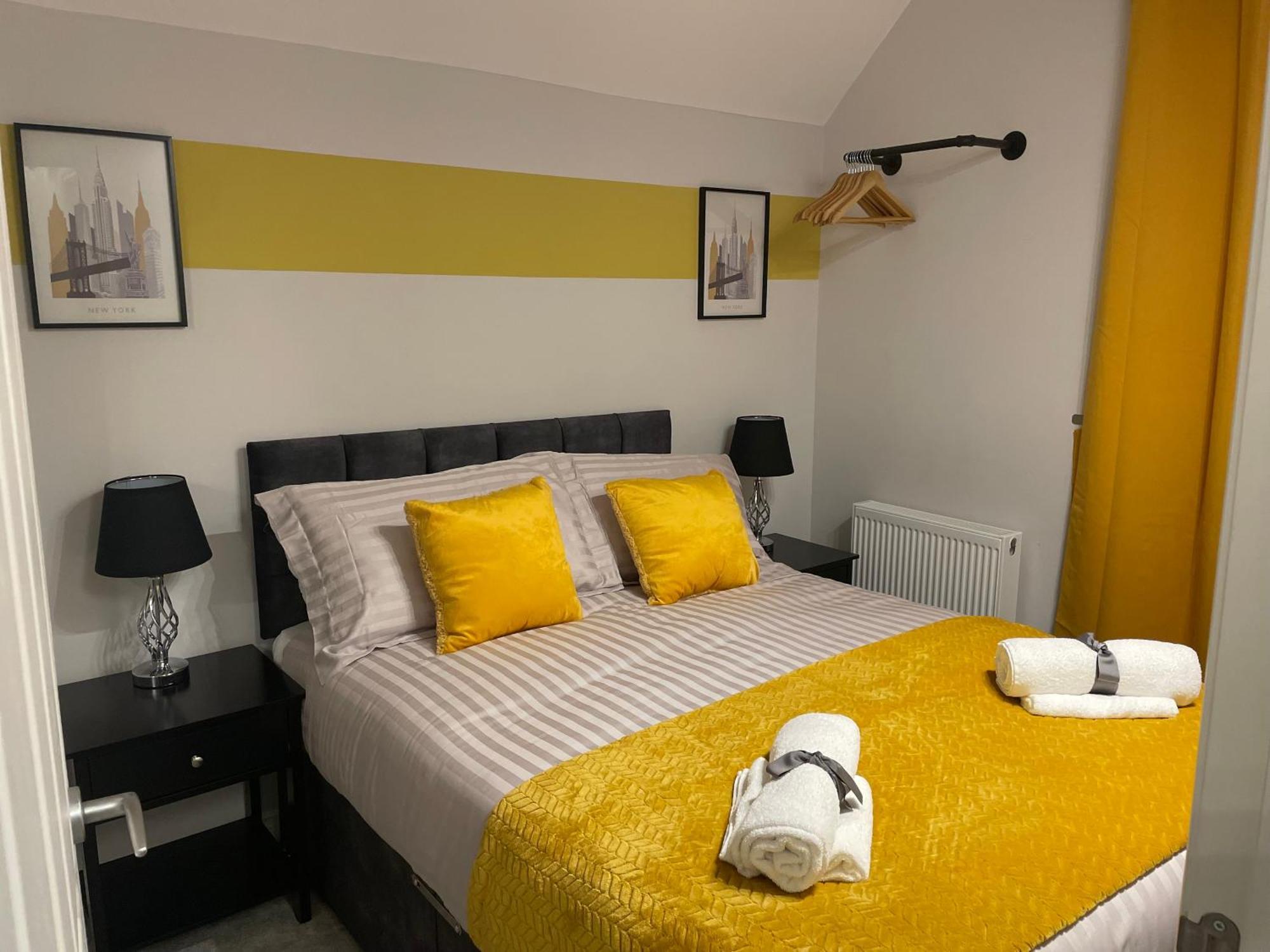 Nhs Workers And Students Haven - The Bee Hive Villa Reading Exterior photo